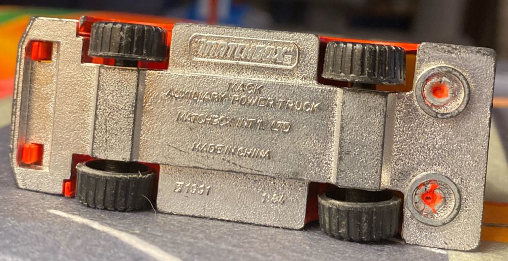 Mack Auxiliary Power Truck  toy car collectible - Main Image 4