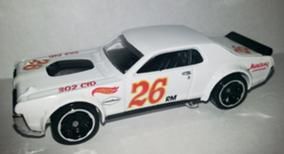 Hot Wheels HW Race - HW Race 2014 toy car collectible - Main Image 2