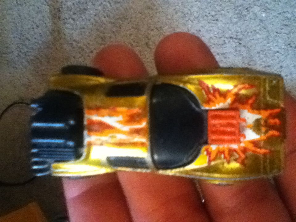 Flame Runner  toy car collectible - Main Image 2
