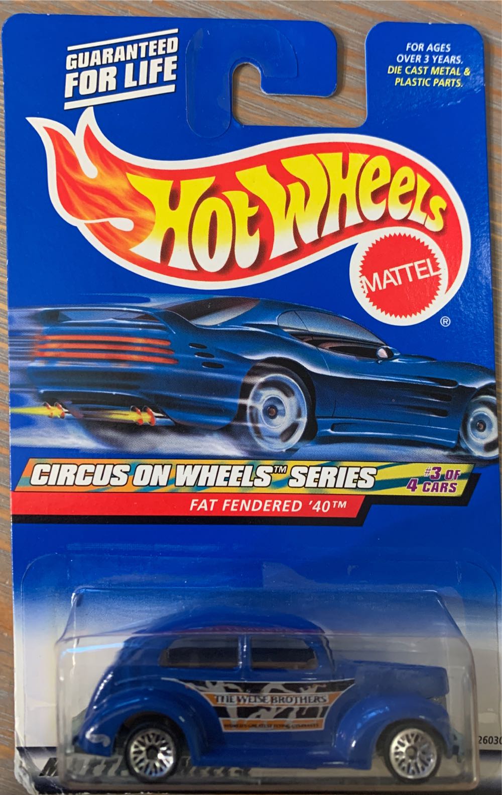 027 - Fat Fendered 40 - HW Circus On Wheels toy car collectible - Main Image 3