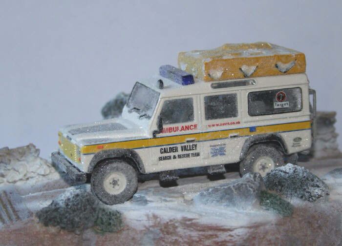 Landrover Defender 110  toy car collectible - Main Image 1