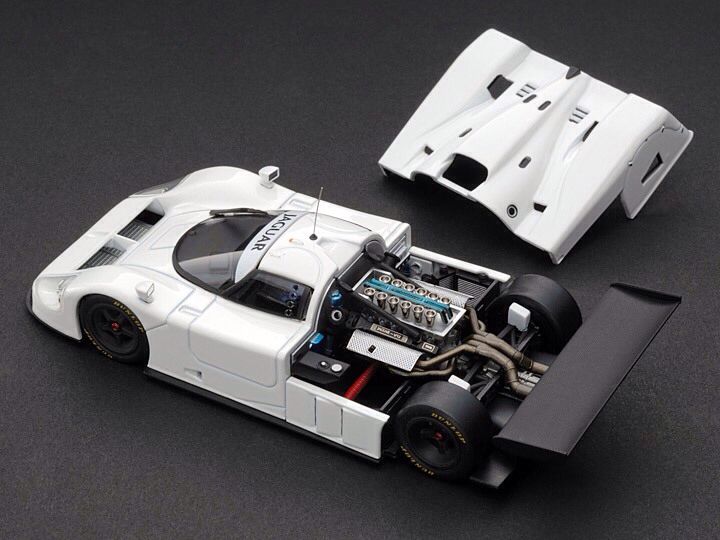 Jaguar XJR-9  toy car collectible - Main Image 1