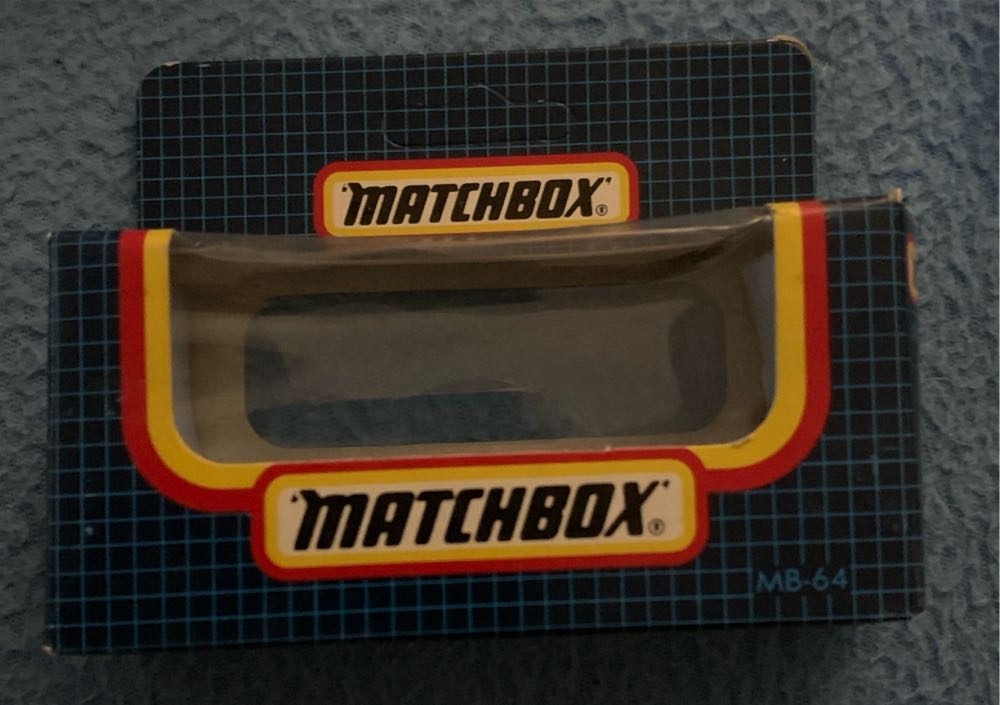 Dodge Caravan - Matchbox 1-75 Superfast toy car collectible - Main Image 3
