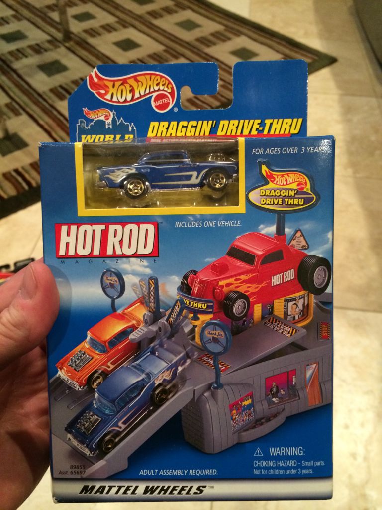 HW Draggin’ Drive-Thru - Draggin’ Drive-Thru toy car collectible - Main Image 1