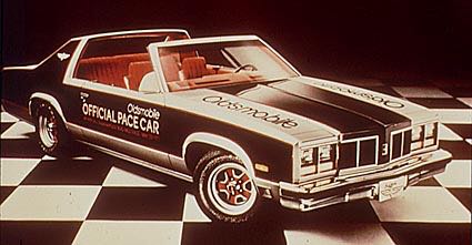 ‘77 Oldsmobile Delta 88 - Official Pace Cars toy car collectible - Main Image 2