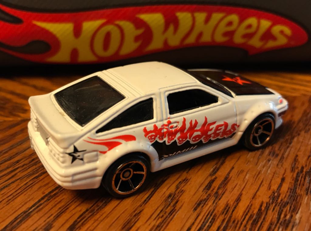 Toyota AE-86 Corolla - 2006 First Editions toy car collectible - Main Image 2