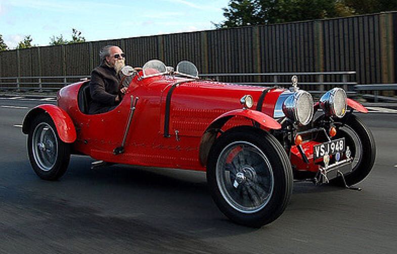 1937 Bugatti BW - 1981 Hot Wheels toy car collectible - Main Image 2