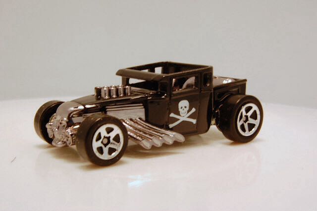 Bone Shaker - 2006 First Editions toy car collectible - Main Image 1