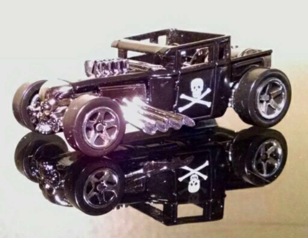 Bone Shaker - 2006 First Editions toy car collectible - Main Image 2
