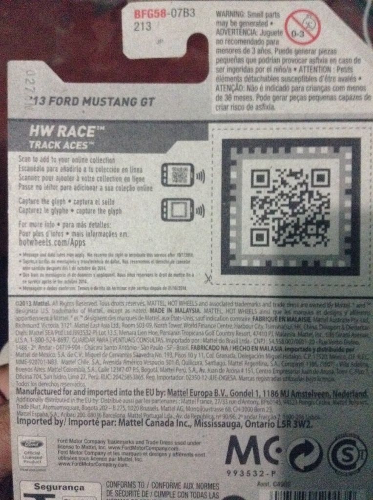 ’13 Ford Mustang GT - 2014 HW Race - Track Aces toy car collectible - Main Image 2