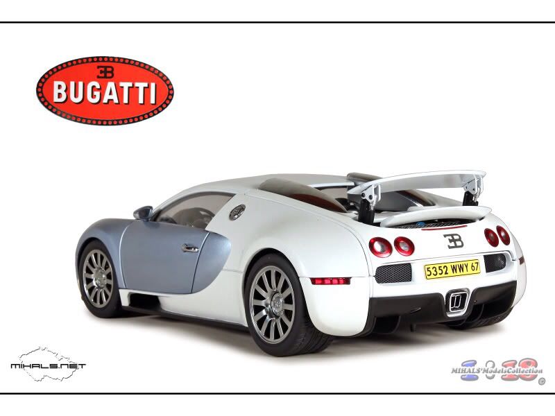 Bugatti Veyron Production Car - Signature toy car collectible - Main Image 2