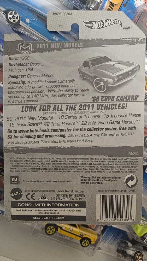 25/50 ’68 COPO Camaro - 2011 - HW New Models toy car collectible - Main Image 2