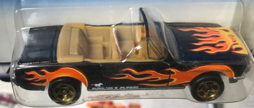 ’65 Mustang Convertible - 1999 Hot Wheels toy car collectible - Main Image 2