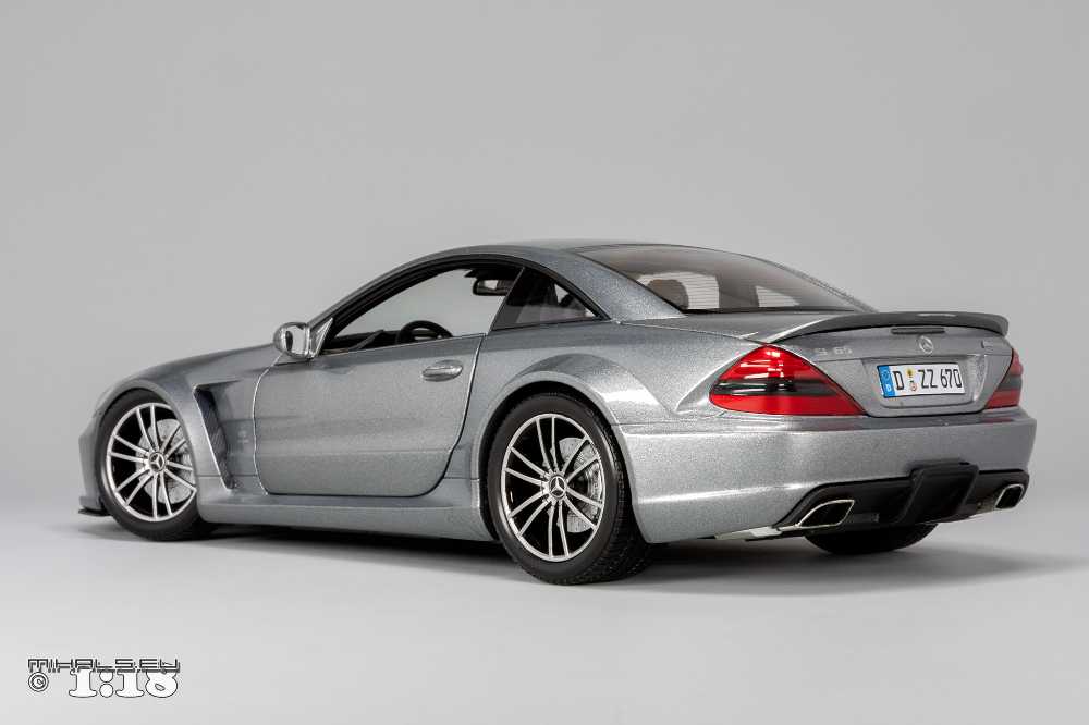 Mercedes-Benz SL65 AMG Black Series  toy car collectible - Main Image 4
