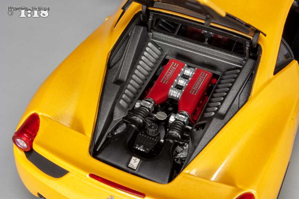 Ferrari 458 Italia - Elite toy car collectible - Main Image 3