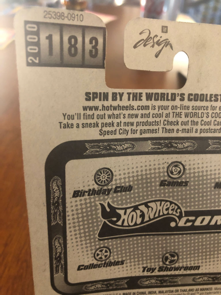 Buick Wildcat - 2000-Mainline toy car collectible - Main Image 2