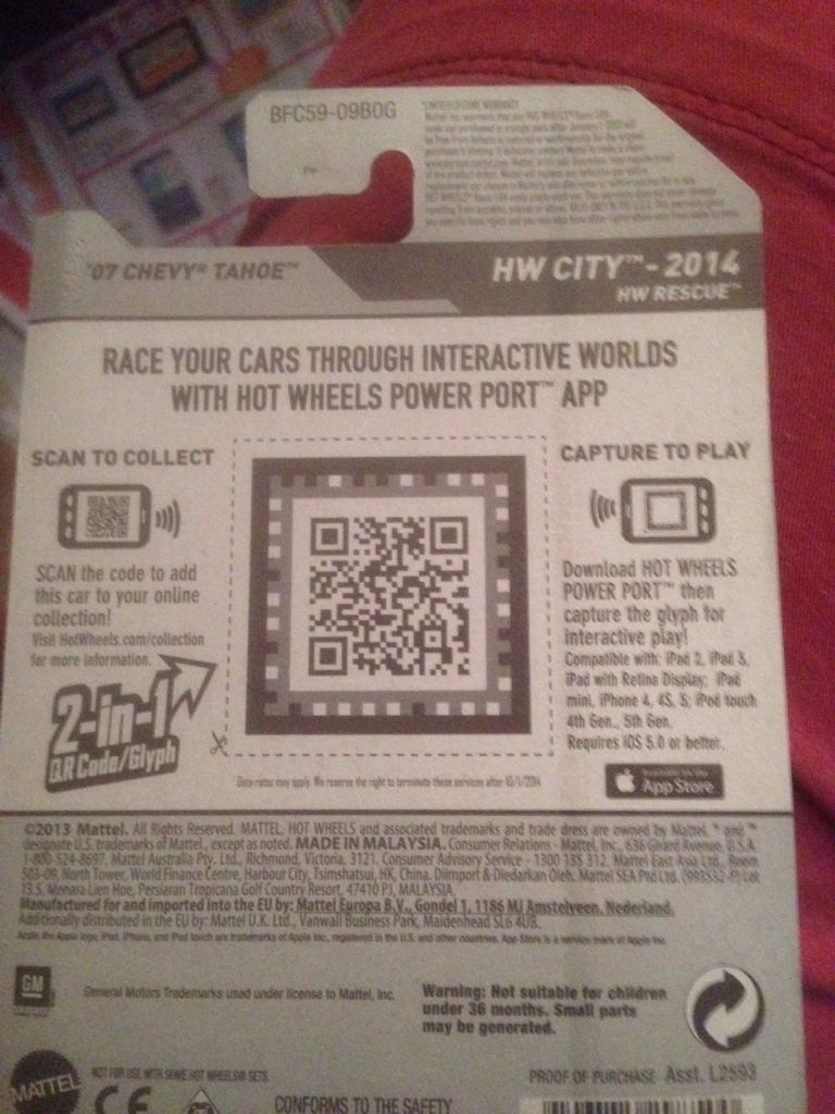 ’07 Chevy Tahoo - ’14 HW City toy car collectible - Main Image 2