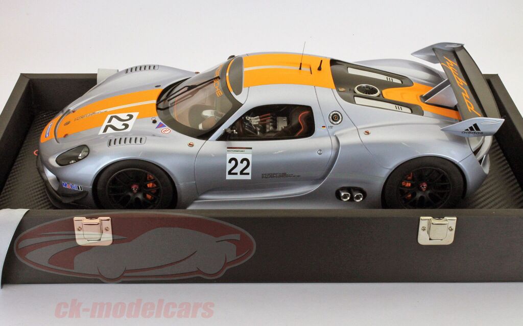 Porsche 918 RSR toy car collectible - Main Image 1