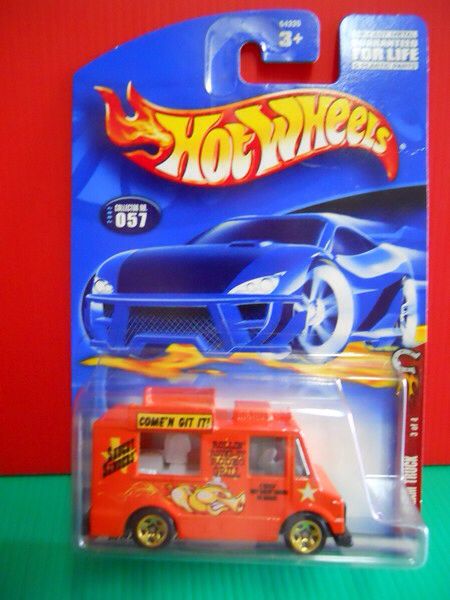 Ice Cream Truck - 2014 Hw City toy car collectible - Main Image 2
