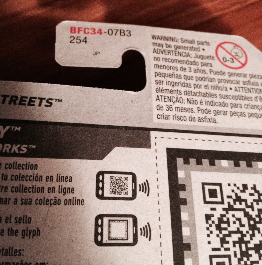 Sweet Streets - ’14 HW City toy car collectible - Main Image 2