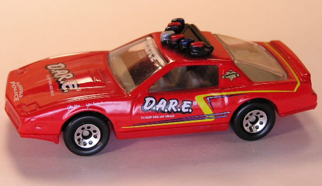 Pontiac Firebird S/E - D.A.R.E. Collection toy car collectible - Main Image 2