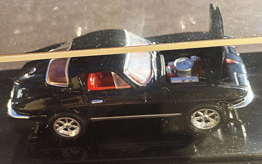 Corvette® Stingray® ’82 - Hot Wheels Collectibles® toy car collectible - Main Image 5