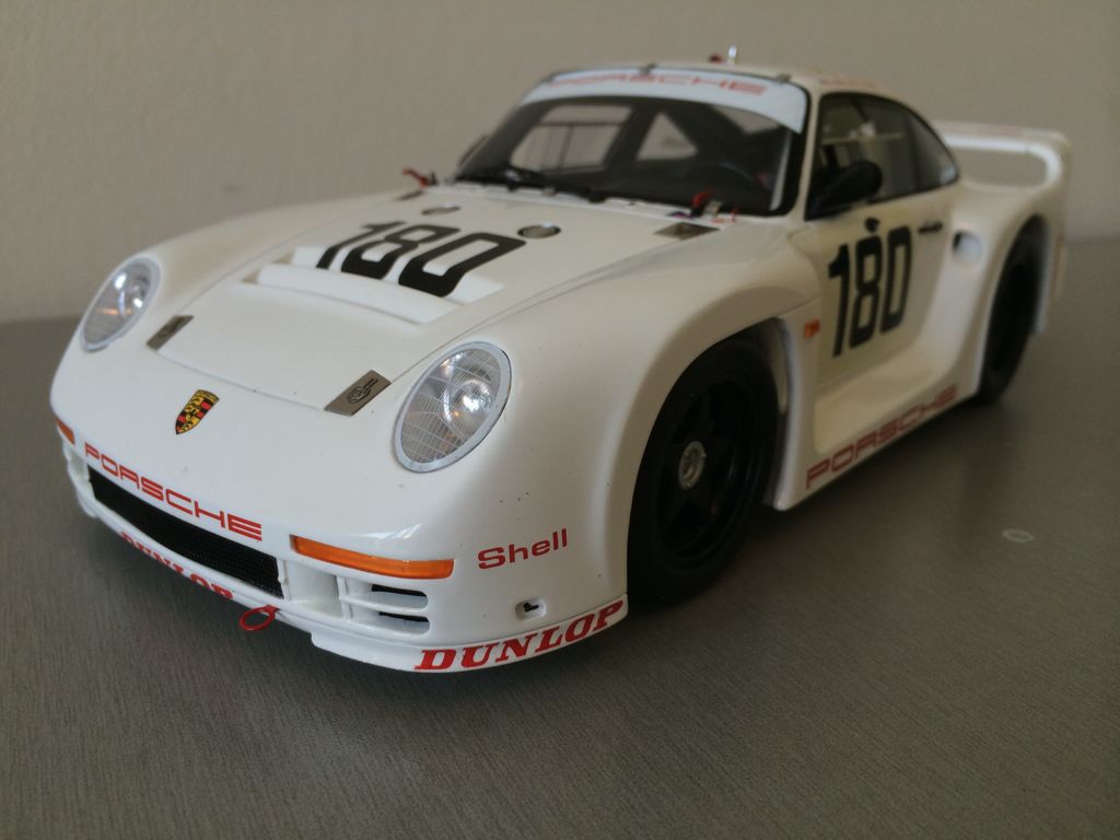 Porsche 961 - Spark toy car collectible - Main Image 1