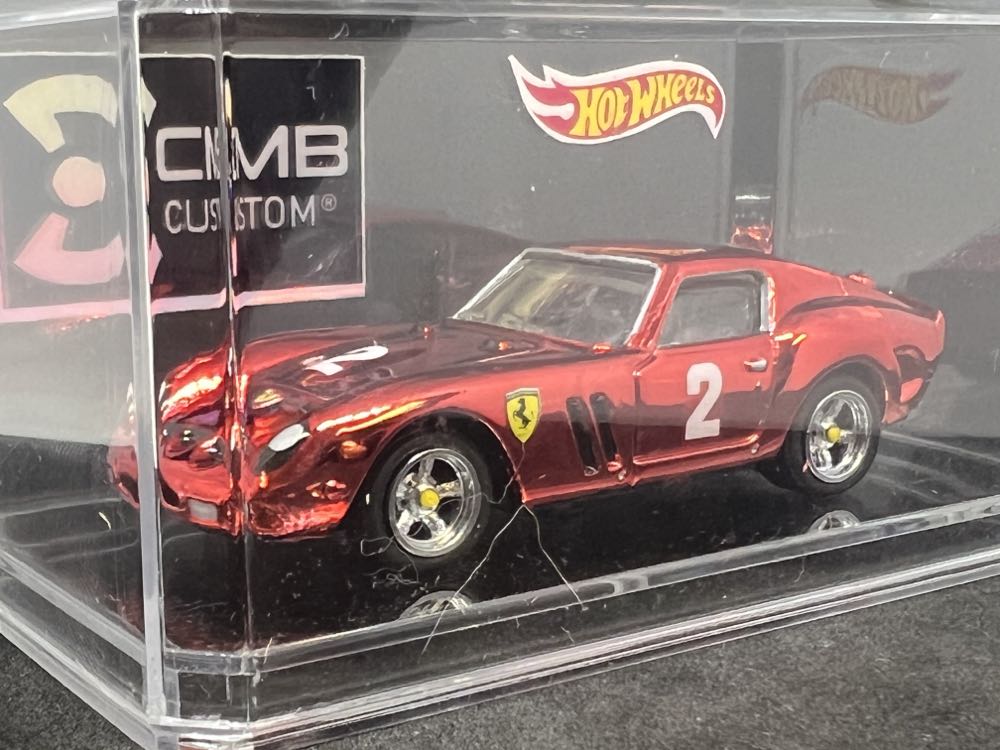 Ferrari 250 GTO - HW Custom toy car collectible - Main Image 2