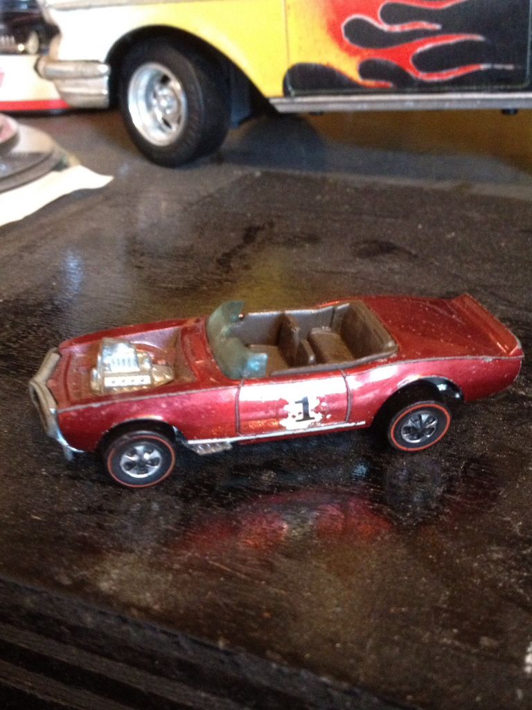 Light My Firebird - The Spoilers toy car collectible - Main Image 1