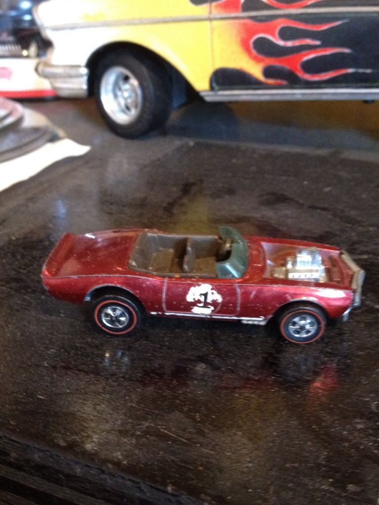 Light My Firebird - The Spoilers toy car collectible - Main Image 2