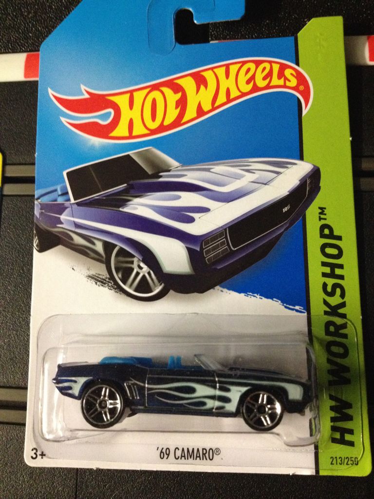 69 Camaro - 2006 First Editions toy car collectible - Main Image 1