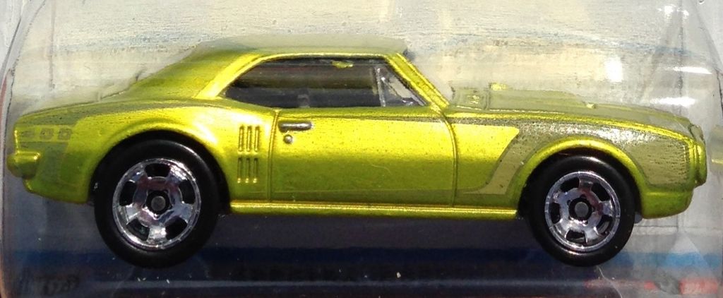 Hot Wheels Cool Classics - Retro Slots toy car collectible - Main Image 2