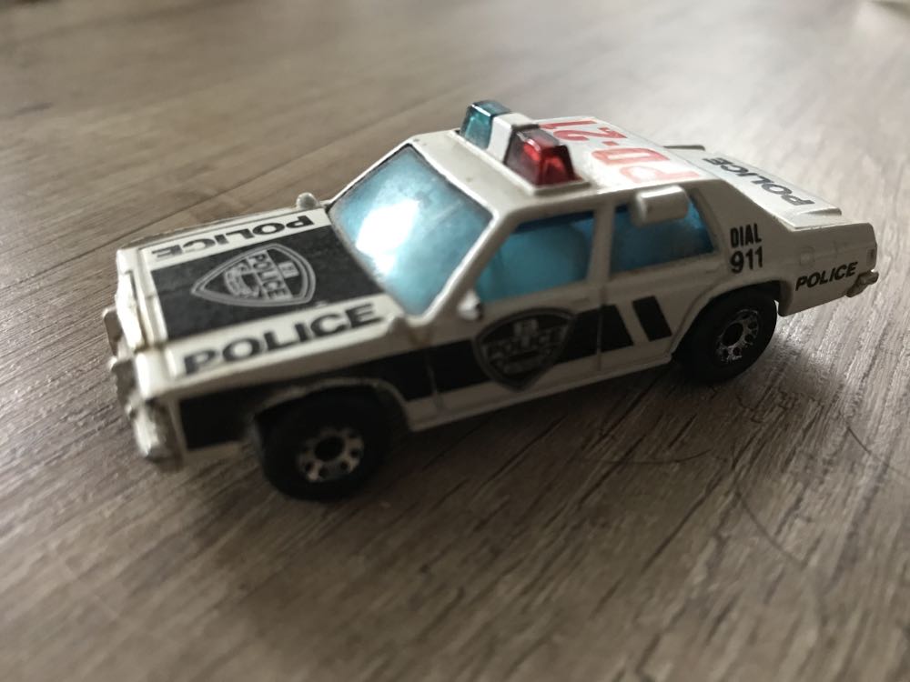 Ford LTD Taxi - MBX Superfast toy car collectible - Main Image 3