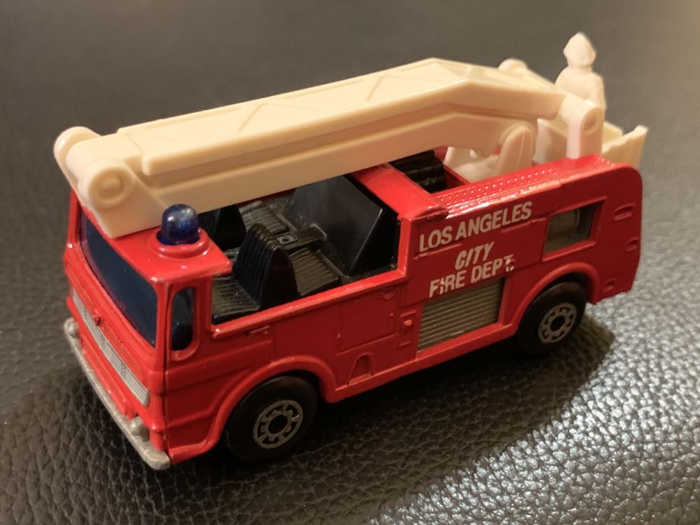 Snorkel - Fire Fighters toy car collectible - Main Image 3