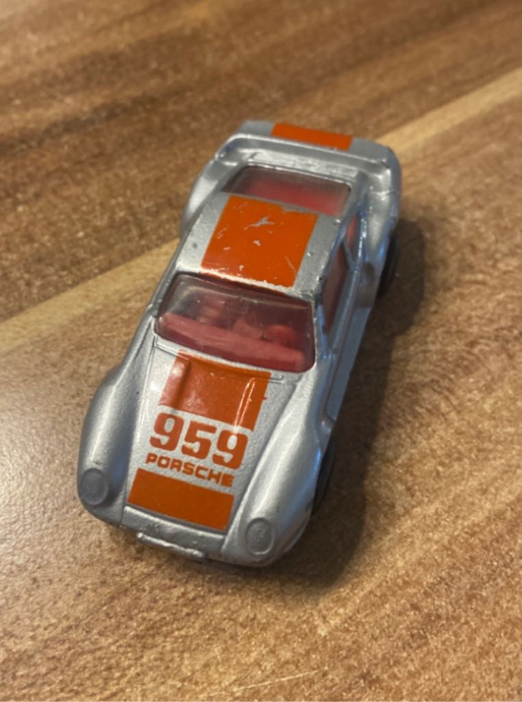 Porsche 959 - World Class toy car collectible - Main Image 2