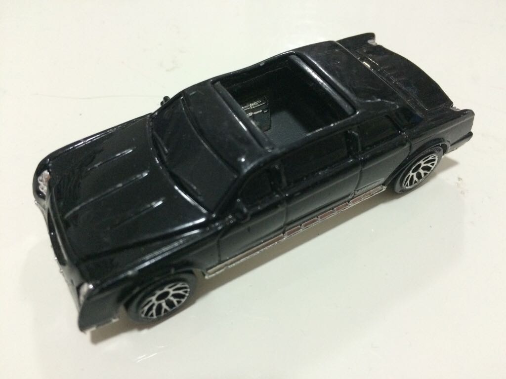 Limousine - Matchbox toy car collectible - Main Image 2
