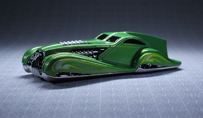 SCREAMLINER™️~HW WORKSHOP™️ - 2014-HW WORKSHOP™️ toy car collectible - Main Image 2