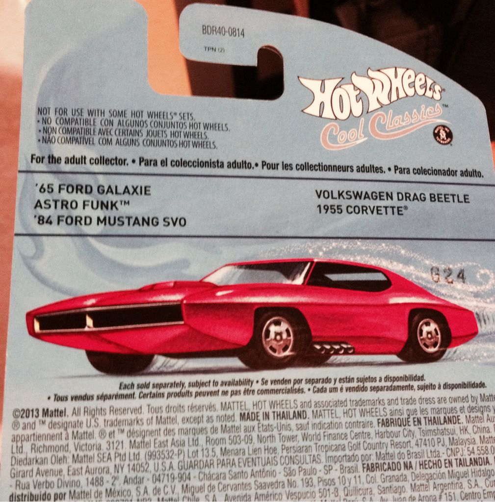 â56 Volkswagen Drag Beattle - 2014 Cool Classics toy car collectible - Main Image 2