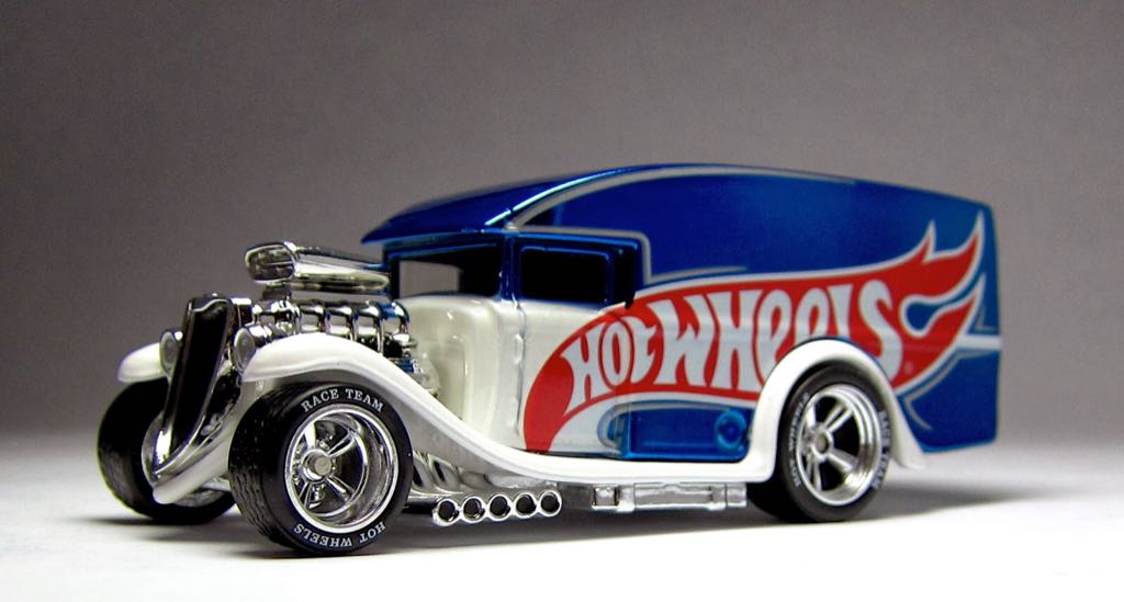 Blown Delivery - HWCollectors.com Real Riders Series 12 toy car collectible - Main Image 2