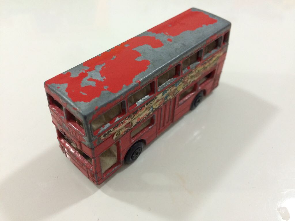 Londoner - Matchbox Superfast toy car collectible - Main Image 2