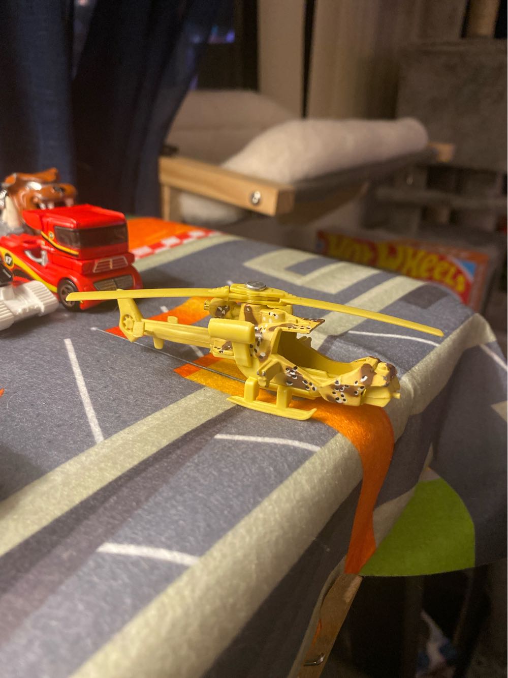 Mission Helicopter  toy car collectible - Main Image 2