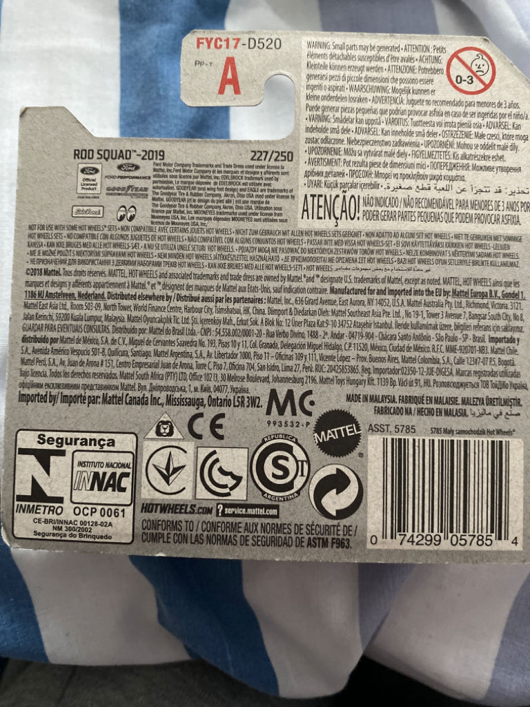 Custom ’56 Ford Truck - 2019 Rod Squad toy car collectible - Main Image 2