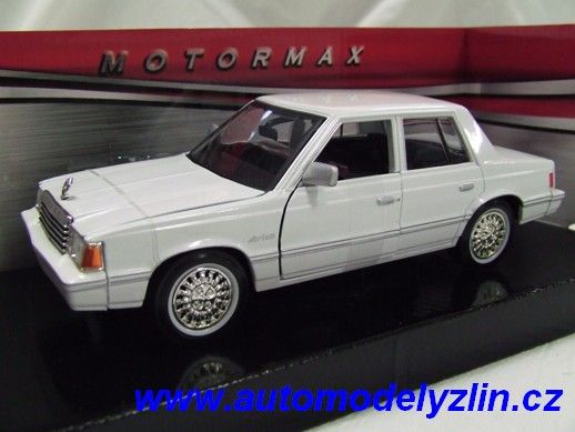 Dodge Aries K - Motor Max toy car collectible - Main Image 2