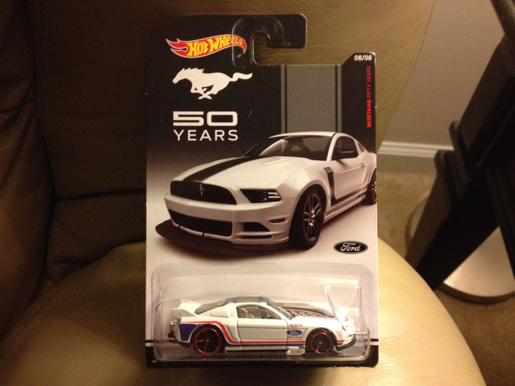 ‘13 Ford Mustang - HW Mustang 50 Years - 2014 toy car collectible - Main Image 2