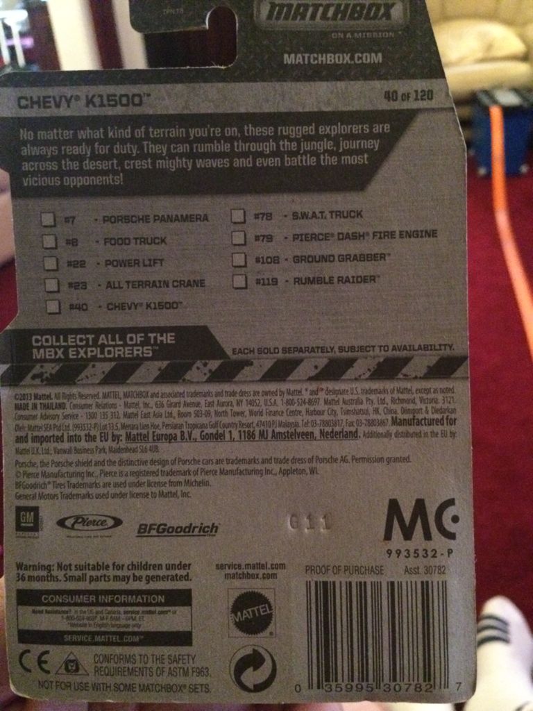 Matchbox Chevy K1500 - MBX Explorers toy car collectible - Main Image 2