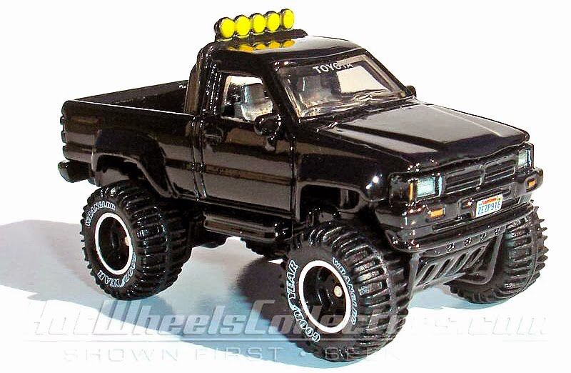 Hot Wheels Retro Entertainment  Back To The Future - Retro Entertainment toy car collectible - Main Image 2