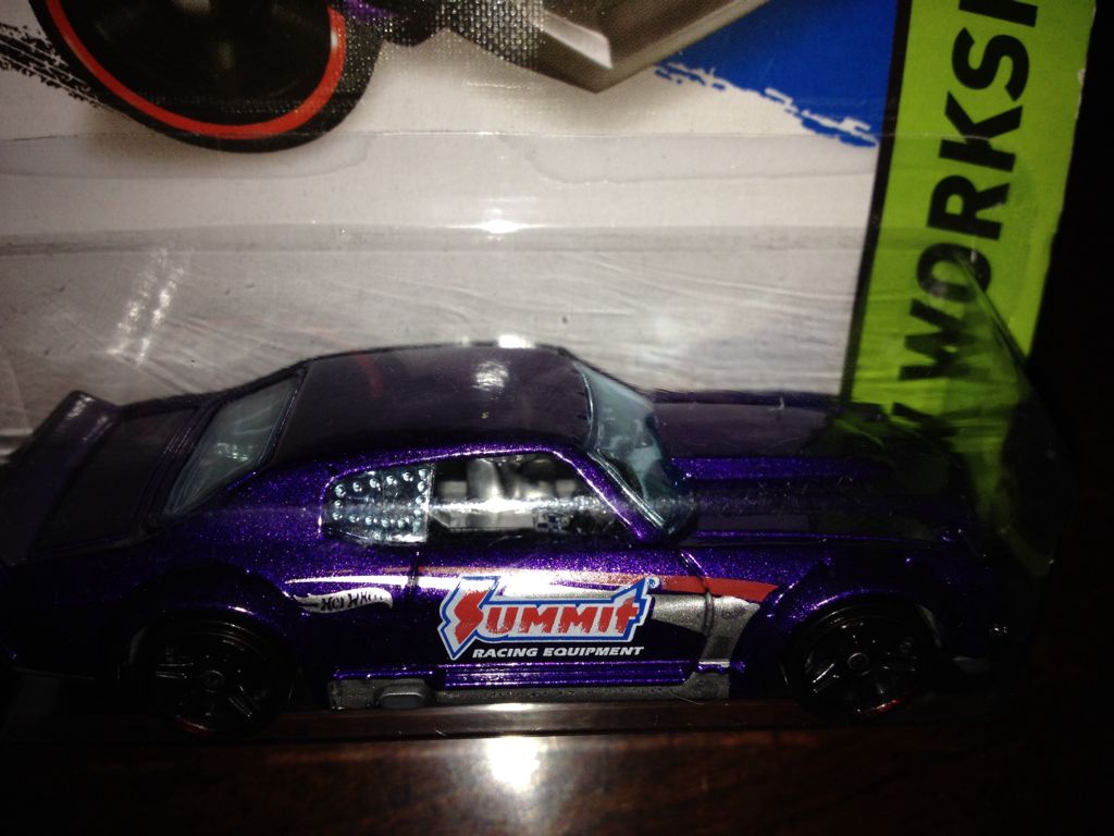 ’70 Chevy Chevelle - HW WORKSHOP toy car collectible - Main Image 2