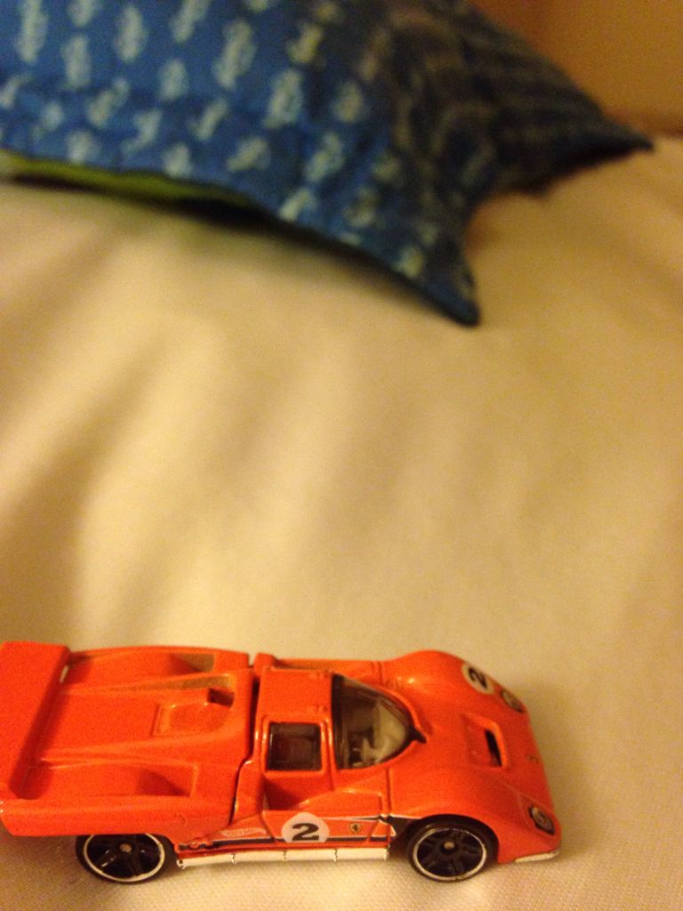 Hot Wheels Ferrari 512m  Orange  toy car collectible - Main Image 2