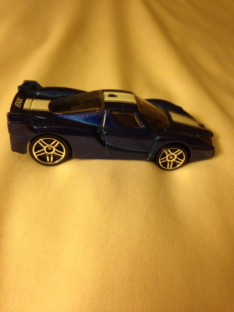 Hot Wheels Blue Ferrari Fxx  toy car collectible - Main Image 2