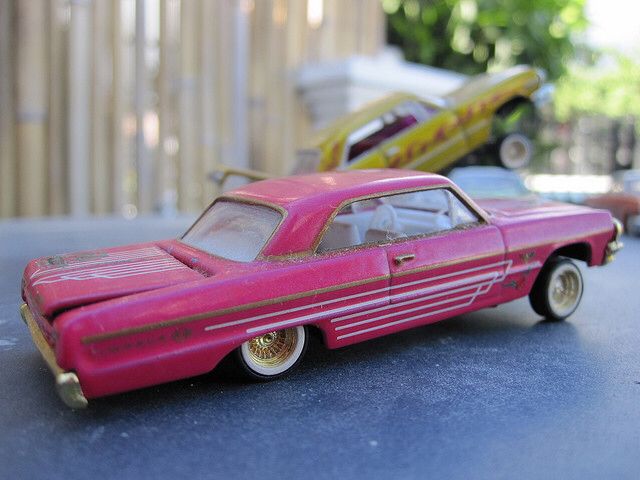 1964 Chevy Impala - Revell toy car collectible - Main Image 2